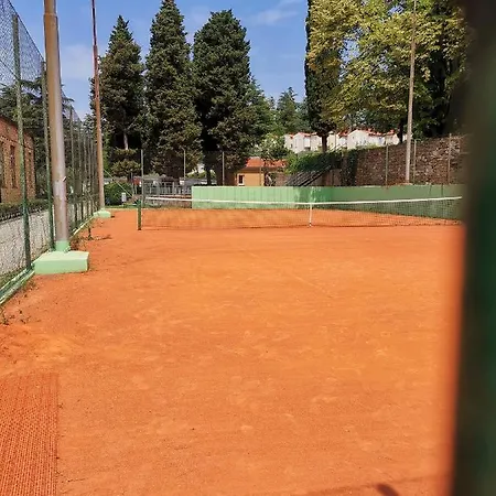 Apartma Vatovec 公寓