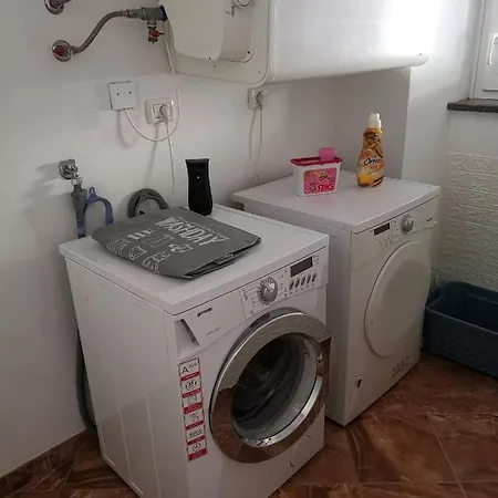 Apartma Vatovec Appartamento Ancarano
